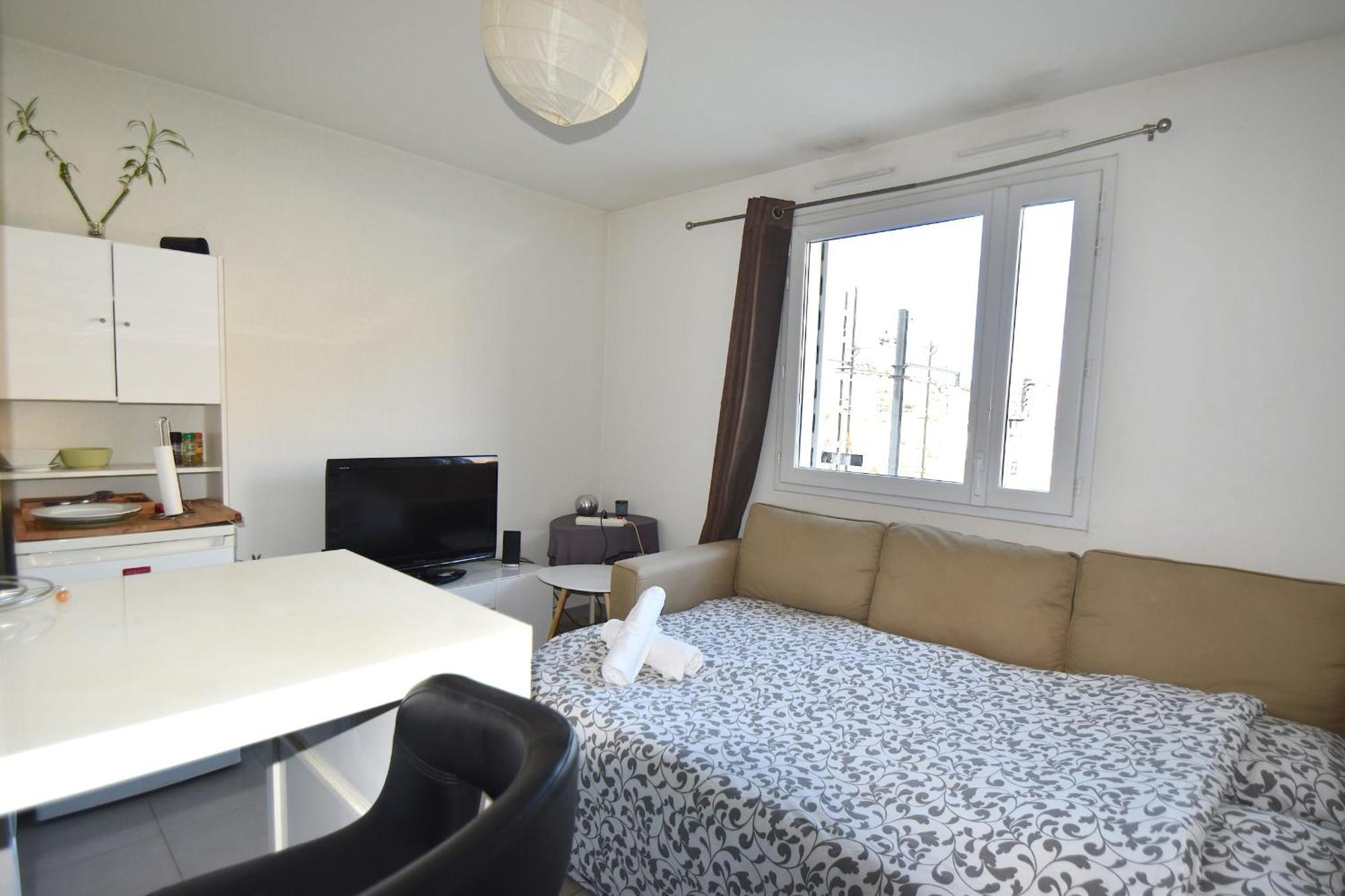 Studio Gare St Roch 1Er Etage - Air Rental Montpellier Zewnętrze zdjęcie