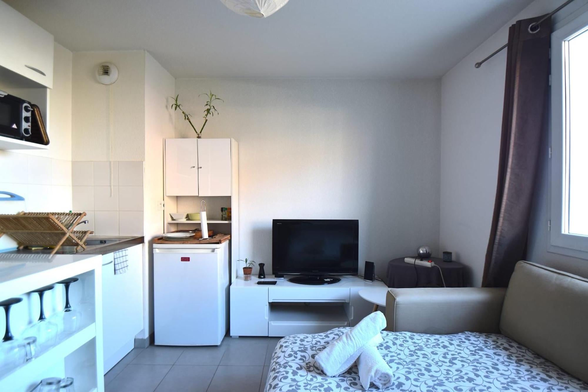 Studio Gare St Roch 1Er Etage - Air Rental Montpellier Zewnętrze zdjęcie