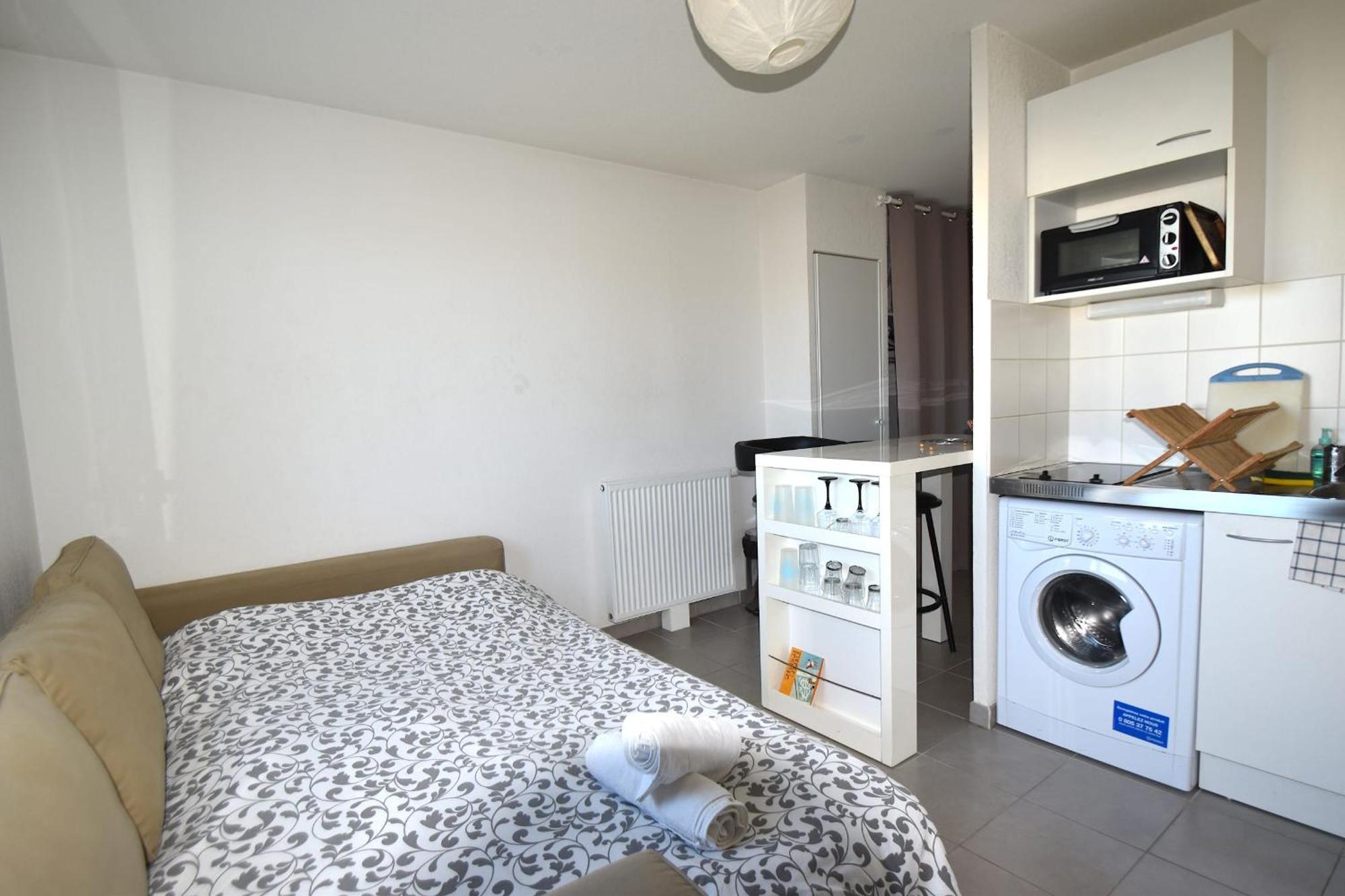 Studio Gare St Roch 1Er Etage - Air Rental Montpellier Zewnętrze zdjęcie